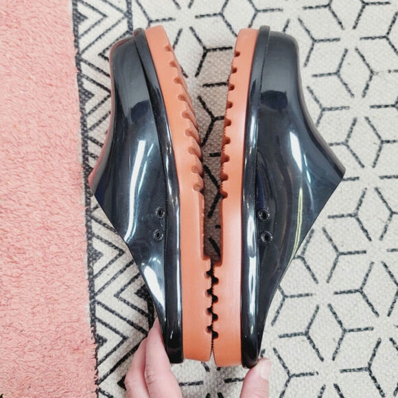 MELISSA SMART CLOG IN BLACK, SZ 6 - Picture 9 of 13